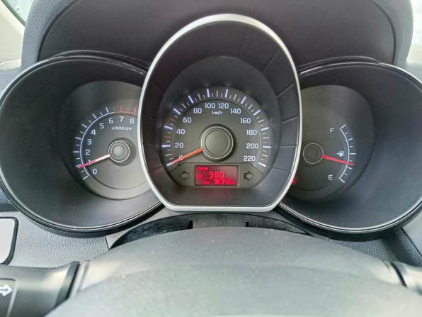 Kia Rio III с пробегом 2014 года, цена 1 049 995 рублей, 98500 км, хэтчбек, Автокод Объявления