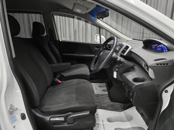 Honda Freed I Рестайлинг с пробегом 2012 года, цена 949 000 рублей, 150000 км, компактвэн, Автокод Объявления