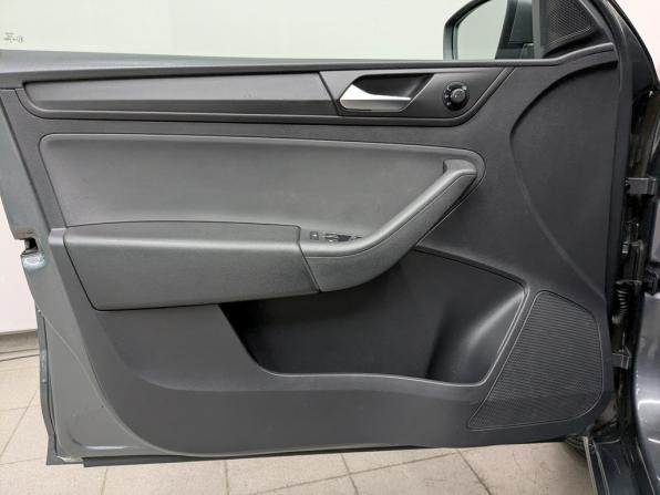 Volkswagen Polo VI с пробегом 2021 года, цена 1 315 000 рублей, 138707 км, лифтбек, Автокод Объявления