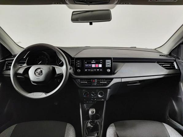 Skoda Rapid II с пробегом 2021 года, цена 1 375 000 рублей, 140000 км, лифтбек, Автокод Объявления