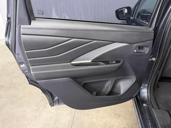 Mitsubishi Xpander I с пробегом 2022 года, цена 2 047 000 рублей, 52753 км, внедорожник, Автокод Объявления