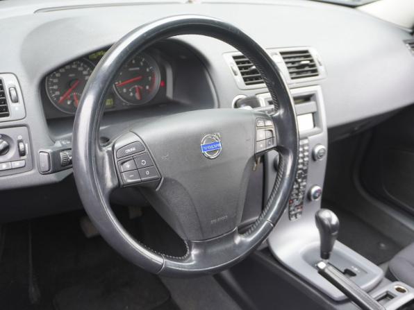 Volvo C30 I Рестайлинг с пробегом 2011 года, цена 740 000 рублей, 220957 км, хэтчбек, Автокод Объявления