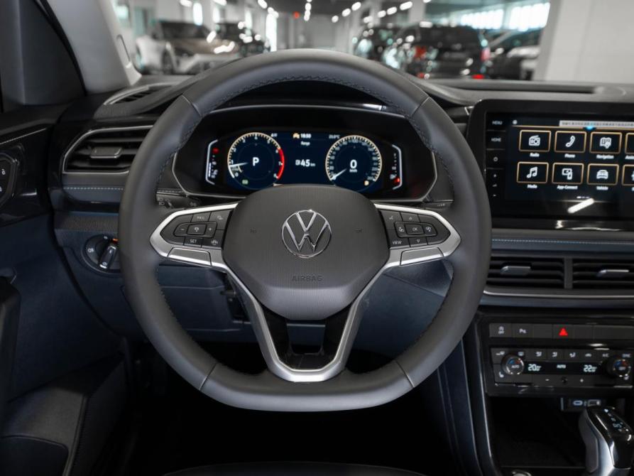 Volkswagen Tharu XR Москва  - изображение 11
