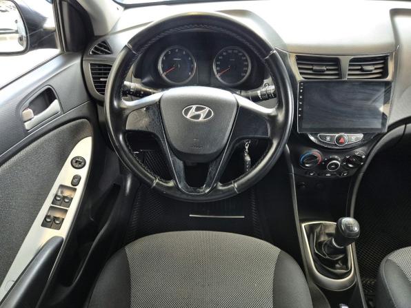 Hyundai Solaris I с пробегом 2013 года, цена 599 000 рублей, 147972 км, седан, Автокод Объявления