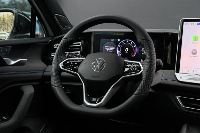 Volkswagen Tiguan III (China Market) с пробегом 2025 года, цена 4 680 000 рублей, 3004 км, внедорожник, Автокод Объявления
