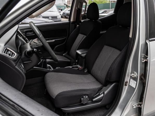 Mitsubishi L200 V с пробегом 2019 года, цена 1 750 000 рублей, 302425 км, offers.body_type.unknown, Автокод Объявления