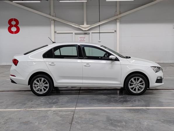 Skoda Rapid II с пробегом 2022 года, цена 1 599 000 рублей, 119670 км, лифтбек, Автокод Объявления