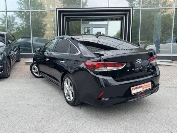 Hyundai Sonata VII (LF) Рестайлинг с пробегом 2018 года, цена 1 899 000 рублей, 115200 км, седан, Автокод Объявления
