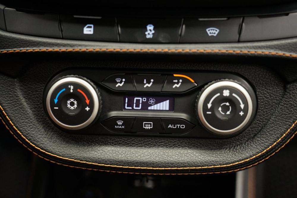 Lada (ВАЗ) Vesta I Крым  - изображение 19