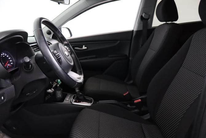 Kia Rio IV с пробегом 2018 года, цена 1 429 000 рублей, 136000 км, хэтчбек, Автокод Объявления
