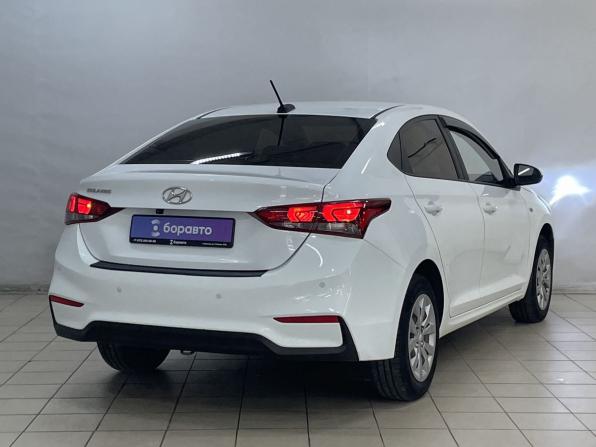 Hyundai Solaris II с пробегом 2019 года, цена 1 050 000 рублей, 196060 км, седан, Автокод Объявления