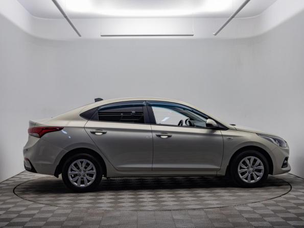 Hyundai Solaris II с пробегом 2019 года, цена 1 380 000 рублей, 108214 км, седан, Автокод Объявления