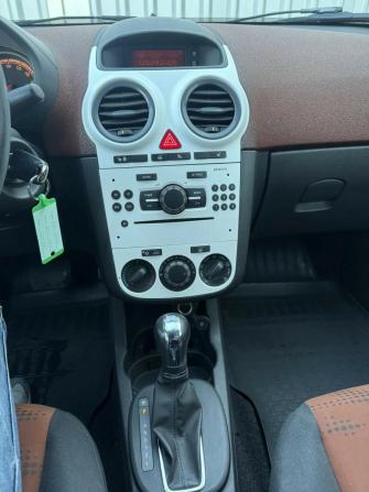 Opel Corsa D Рестайлинг II с пробегом 2012 года, цена 689 000 рублей, 94500 км, хэтчбек, Автокод Объявления