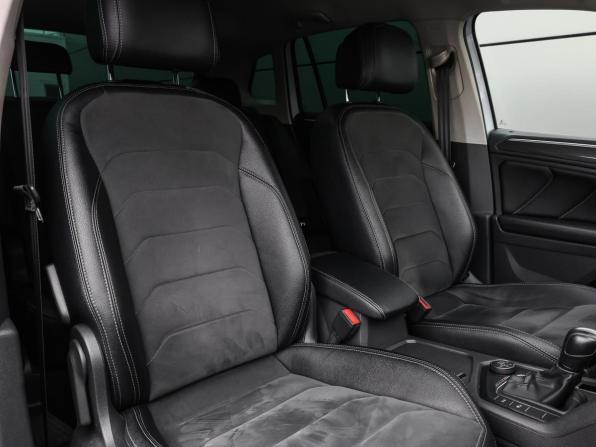 Volkswagen Tiguan II с пробегом 2019 года, цена 2 398 000 рублей, 153888 км, внедорожник, Автокод Объявления