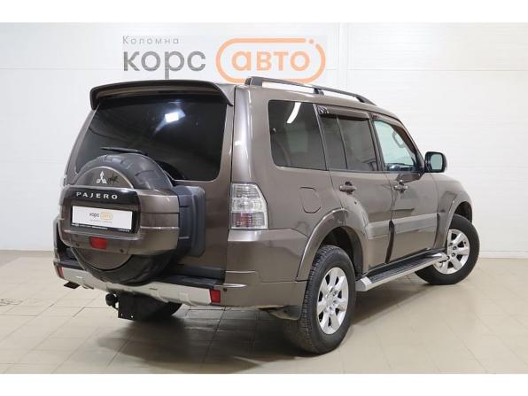 Mitsubishi Pajero IV с пробегом 2011 года, цена 1 799 000 рублей, 262805 км, внедорожник, Автокод Объявления