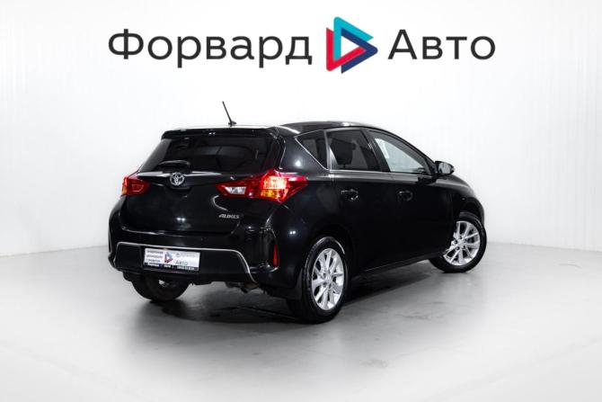 Toyota Auris II с пробегом 2013 года, цена 999 000 рублей, 215315 км, хэтчбек, Автокод Объявления