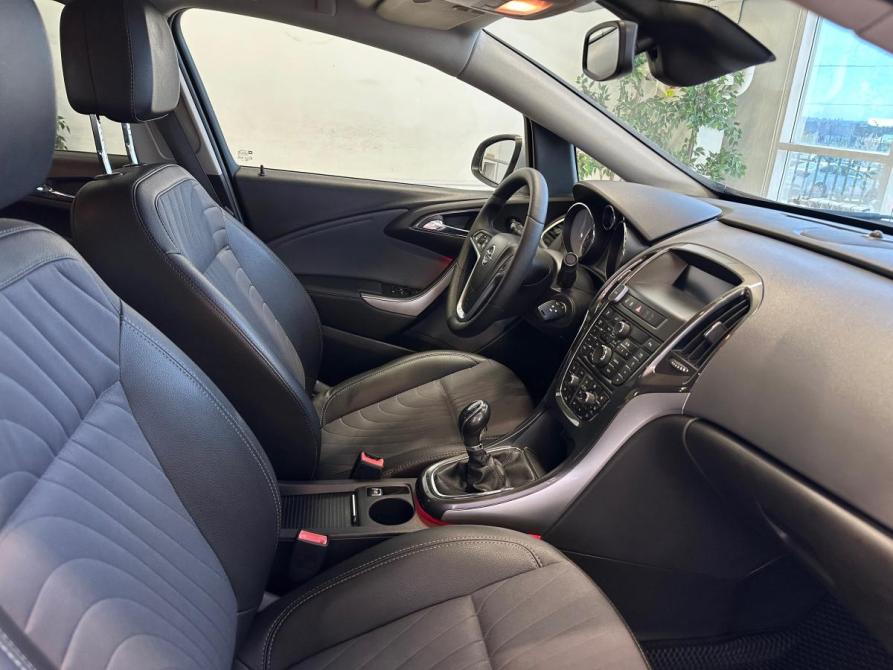 Opel Astra J Рестайлинг Волгоград  - изображение 9