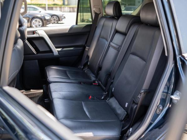 Toyota Land Cruiser Prado 150 Series Рестайлинг 2 с пробегом 2019 года, цена 5 175 000 рублей, 78328 км, внедорожник, Автокод Объявления