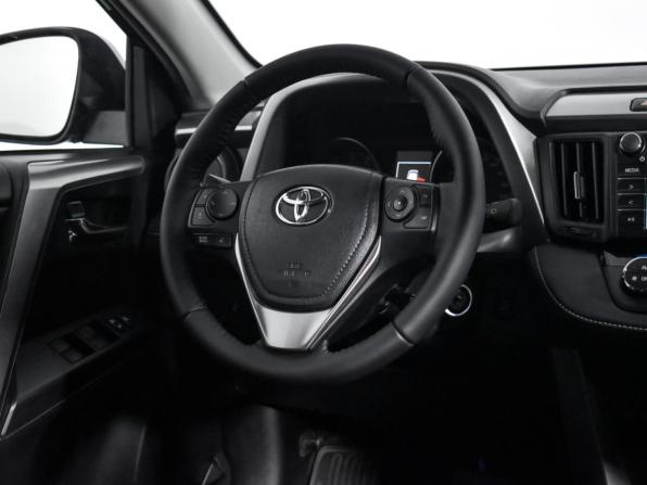 Toyota RAV4 IV (XA40) Рестайлинг с пробегом 2017 года, цена 2 169 000 рублей, 85997 км, внедорожник, Автокод Объявления