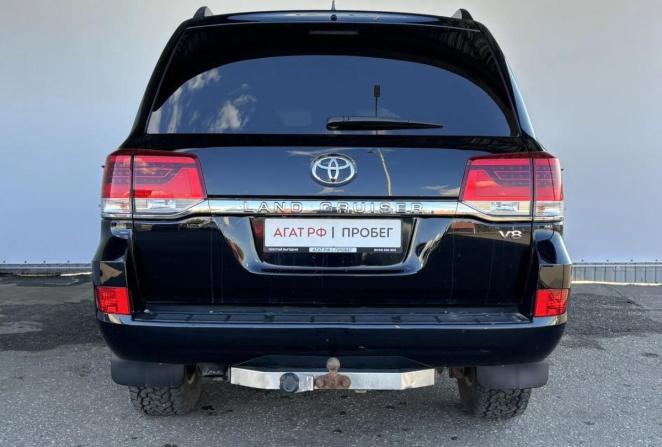 Toyota Land Cruiser 200 Series Рестайлинг 2 с пробегом 2018 года, цена 6 300 000 рублей, 212365 км, внедорожник, Автокод Объявления