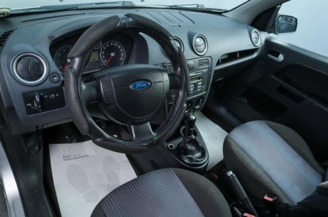 Ford Fusion I Рестайлинг с пробегом 2008 года, цена 359 000 рублей, 336000 км, хэтчбек, Автокод Объявления