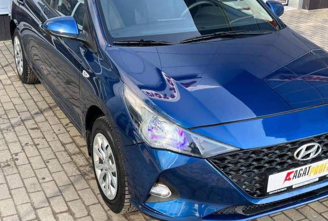 Hyundai Solaris II Рестайлинг с пробегом 2021 года, цена 1 580 000 рублей, 21285 км, седан, Автокод Объявления