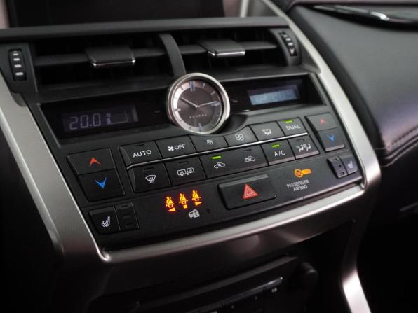 Lexus NX I с пробегом 2015 года, цена 2 597 000 рублей, 157115 км, внедорожник, Автокод Объявления