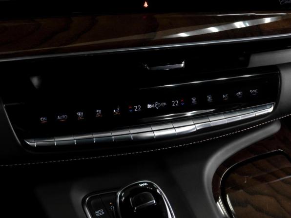 Cadillac Escalade V с пробегом 2021 года, цена 13 149 000 рублей, 50880 км, внедорожник, Автокод Объявления