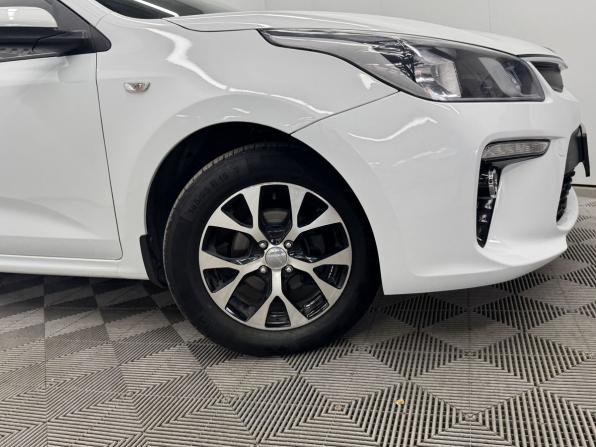 Kia Rio IV с пробегом 2017 года, цена 990 000 рублей, 247239 км, седан, Автокод Объявления