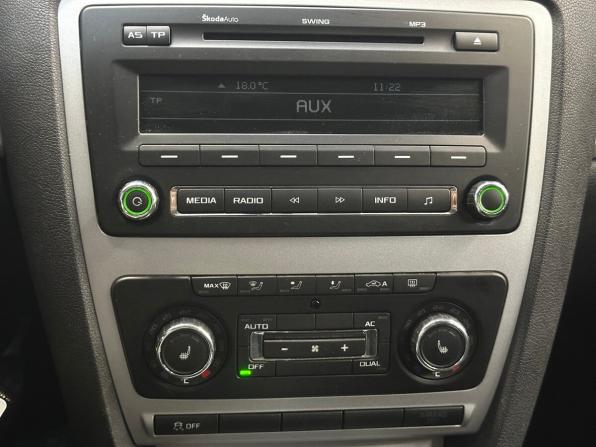 Skoda Octavia II (A5) Рестайлинг с пробегом 2012 года, цена 755 000 рублей, 186158 км, лифтбек, Автокод Объявления