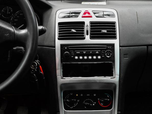 Peugeot 307 I Рестайлинг с пробегом 2006 года, цена 300 000 рублей, 163399 км, хэтчбек, Автокод Объявления