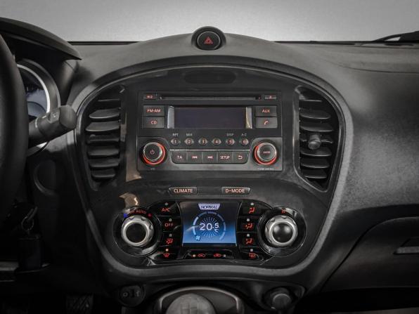 Nissan Juke I с пробегом 2012 года, цена 1 049 500 рублей, 193000 км, внедорожник, Автокод Объявления