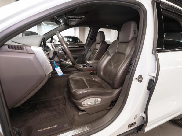 Porsche Cayenne II Рестайлинг (958) с пробегом 2017 года, цена 4 200 000 рублей, 118690 км, внедорожник, Автокод Объявления