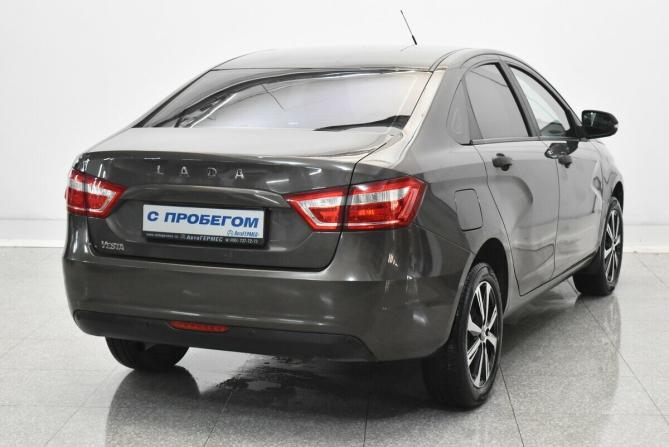Lada (ВАЗ) Vesta I с пробегом 2022 года, цена 930 000 рублей, 103579 км, седан, Автокод Объявления