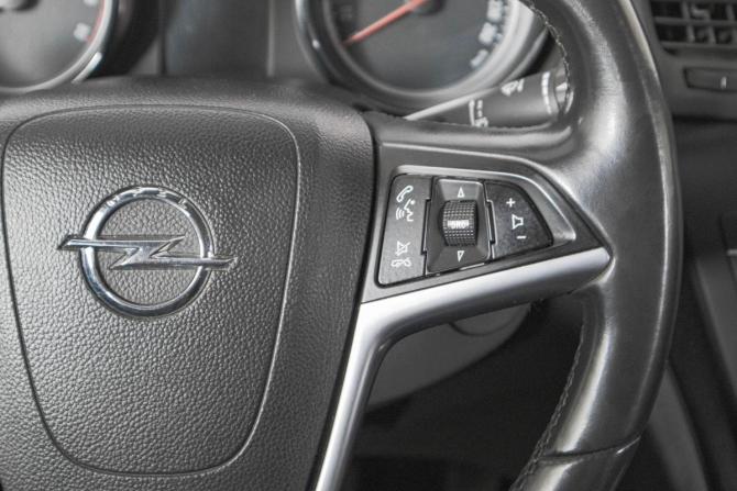 Opel Insignia I с пробегом 2011 года, цена 999 000 рублей, 142000 км, лифтбек, Автокод Объявления