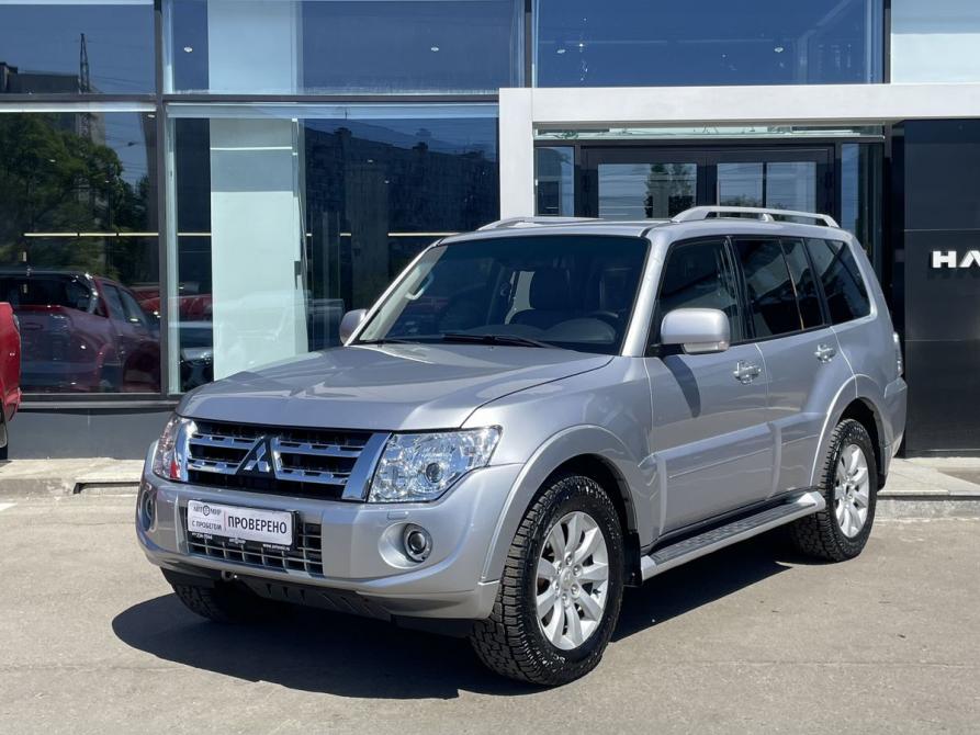 Mitsubishi Pajero IV Рестайлинг 1 Москва  - изображение 1