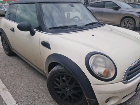 Mini Hatch II (R56) Рестайлинг с пробегом 2010 года, цена 750 000 рублей, 267000 км, хэтчбек, Автокод Объявления