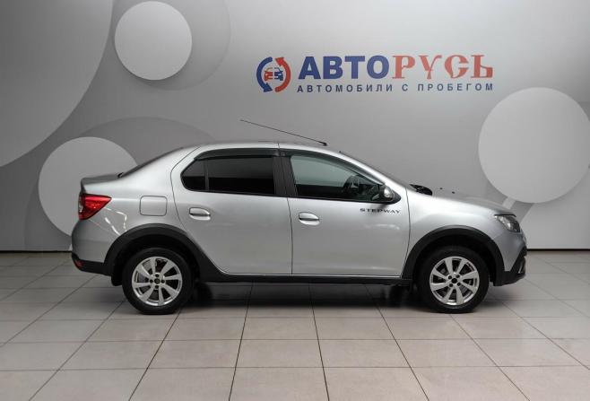 Renault Logan II Рестайлинг с пробегом 2021 года, цена 1 349 000 рублей, 58509 км, седан, Автокод Объявления