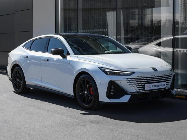 Changan UNI-V I с пробегом 2023 года, цена 2 049 000 рублей, 95616 км, лифтбек, Автокод Объявления