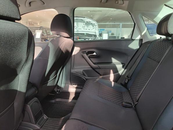 Volkswagen Polo V Рестайлинг с пробегом 2019 года, цена 1 402 000 рублей, 117387 км, седан, Автокод Объявления