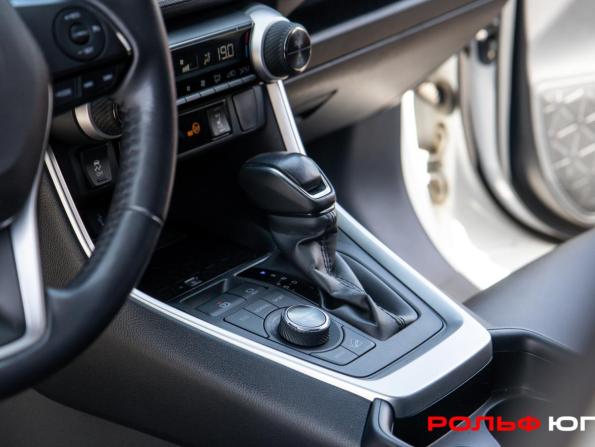 Toyota RAV4 V (XA50) с пробегом 2021 года, цена 3 298 000 рублей, 110396 км, внедорожник, Автокод Объявления