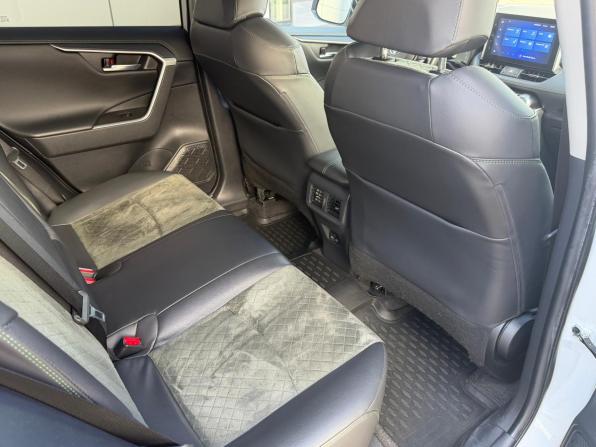Toyota RAV4 V (XA50) с пробегом 2022 года, цена 3 299 000 рублей, 75000 км, внедорожник, Автокод Объявления