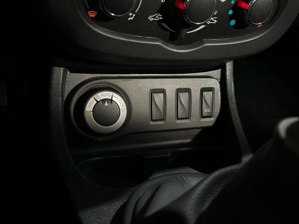 Renault Duster I Рестайлинг с пробегом 2018 года, цена 1 599 900 рублей, 29128 км, внедорожник, Автокод Объявления