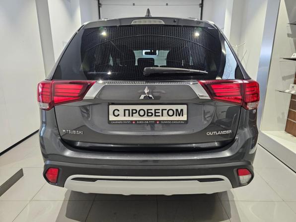 Mitsubishi Outlander III Рестайлинг 3 с пробегом 2020 года, цена 1 849 000 рублей, 172672 км, внедорожник, Автокод Объявления