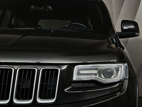 Jeep Grand Cherokee IV (WK2) Рестайлинг с пробегом 2013 года, цена 1 595 000 рублей, 336393 км, внедорожник, Автокод Объявления