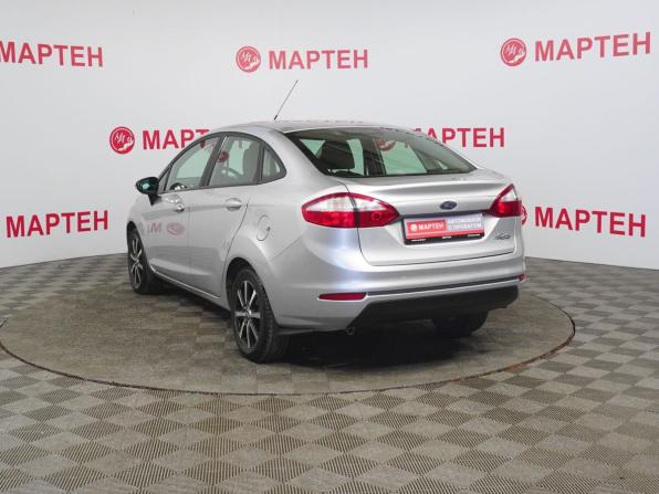 Ford Fiesta Mk6 Рестайлинг с пробегом 2016 года, цена 897 000 рублей, 55700 км, седан, Автокод Объявления