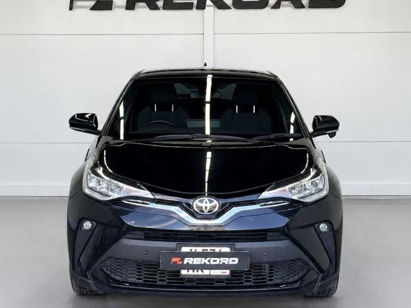 Toyota C-HR I Рестайлинг с пробегом 2020 года, цена 2 019 000 рублей, 27356 км, внедорожник, Автокод Объявления