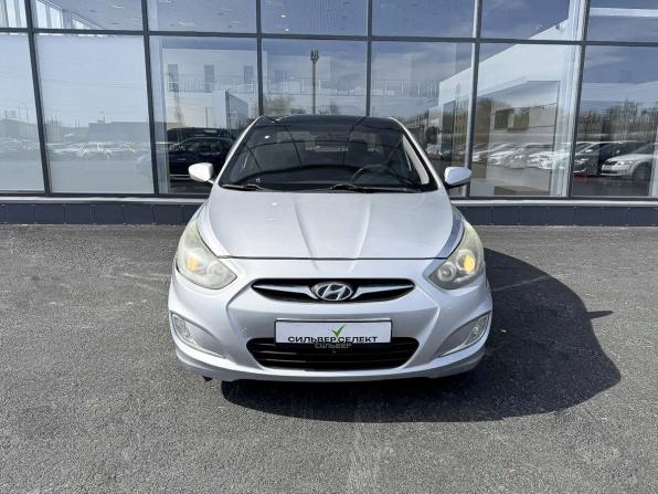 Hyundai Solaris I с пробегом 2011 года, цена 580 000 рублей, 253825 км, седан, Автокод Объявления