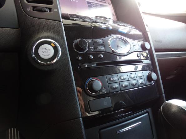 Infiniti FX II (S51) Рестайлинг с пробегом 2012 года, цена 2 550 000 рублей, 112722 км, внедорожник, Автокод Объявления