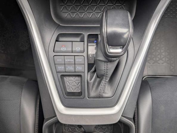 Toyota RAV4 V (XA50) с пробегом 2021 года, цена 3 599 000 рублей, 87393 км, внедорожник, Автокод Объявления